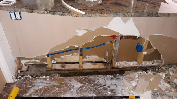 Best 24/7 water damage repair  in Maple Heights Lake Desire, WA